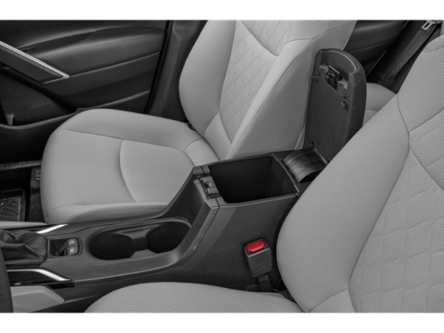 2022 Toyota Corolla Cross L photo 12
