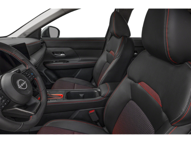 2025 Nissan Kicks SR photo 4
