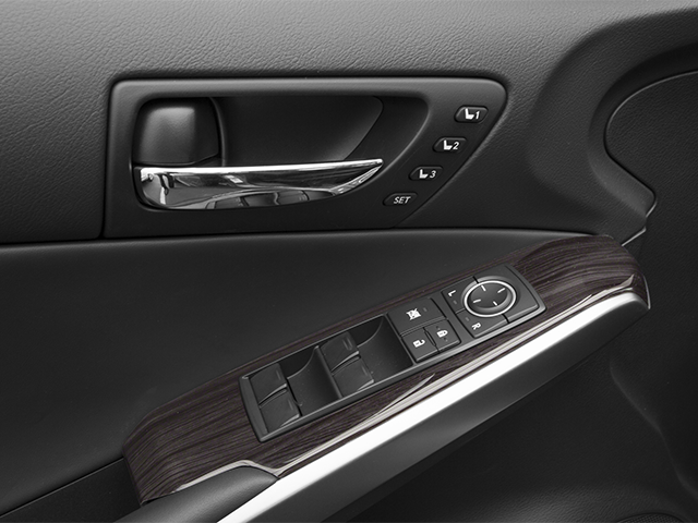 2014 Lexus IS 250 photo 16