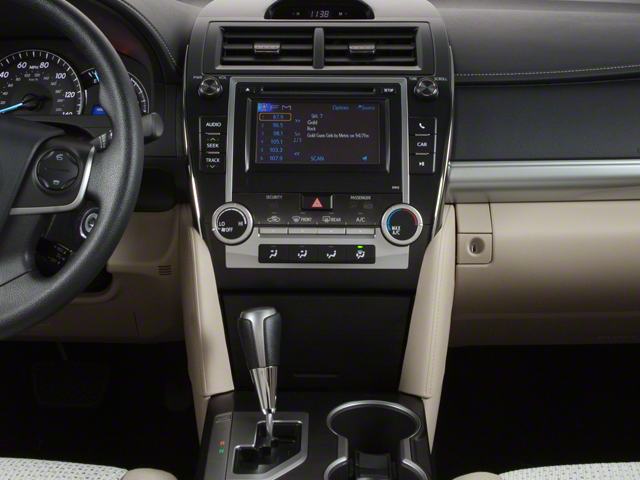 2012 Toyota Camry LE photo 9