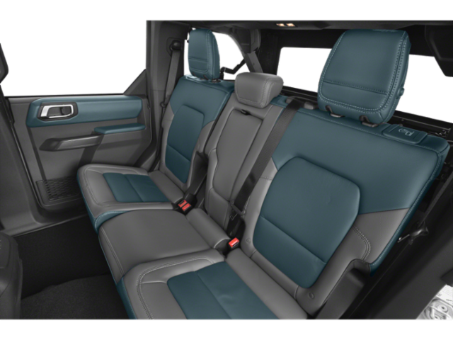 2024 Ford Bronco Outer Banks photo 10