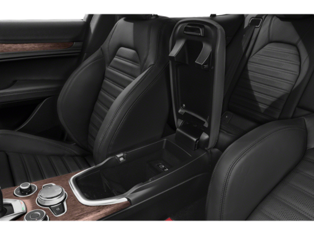 2022 Alfa Romeo Stelvio Ti Sport photo 3