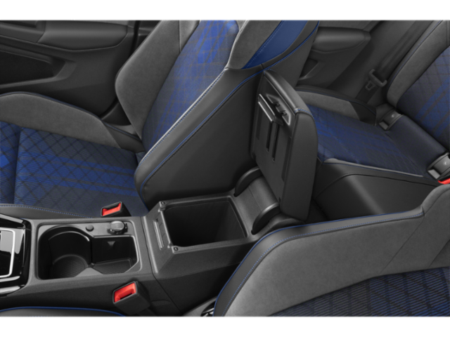 2025 Volkswagen Golf R 2.0 TSI photo 11