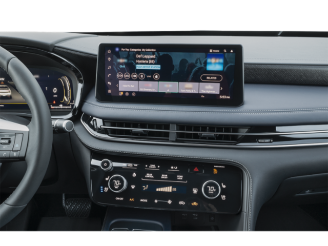 2026 Infiniti QX60 Luxe photo 4