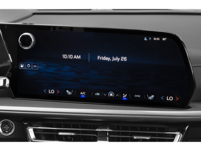 2025 Chevrolet Traverse photo 10