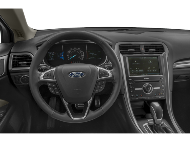 2015 Ford Fusion Titanium photo 4