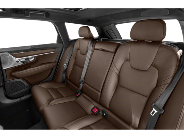 2026 Volvo V90 Cross Country B6 AWD photo 9