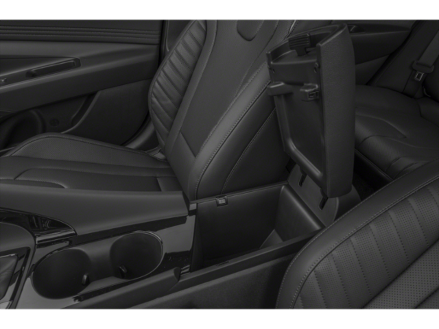 2025 Hyundai Elantra Limited photo 10