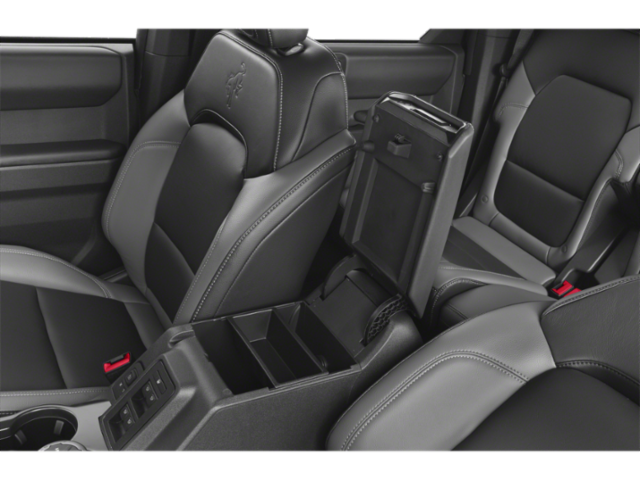 2025 Ford Bronco Outer Banks photo 11