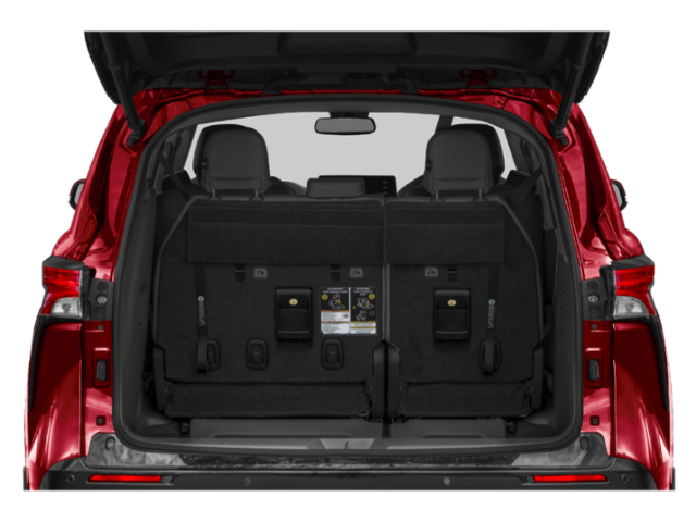 2025 Toyota Sienna Limited photo 8