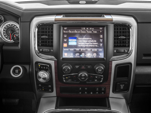 2016 RAM 1500 - Image 7