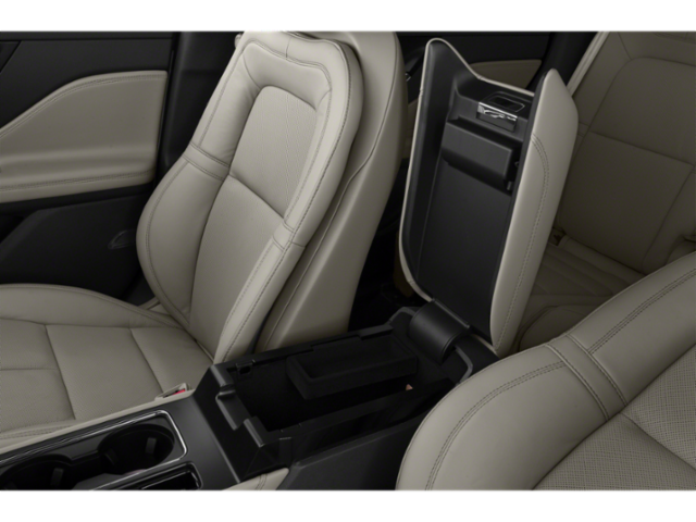 2021 Lincoln Corsair Standard photo 12