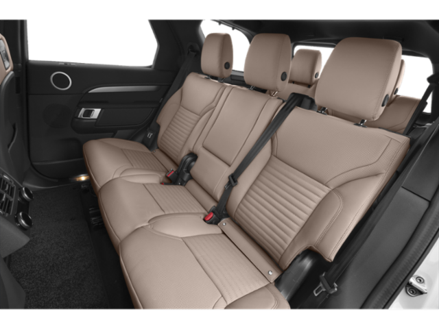 2026 Land Rover Discovery photo 10