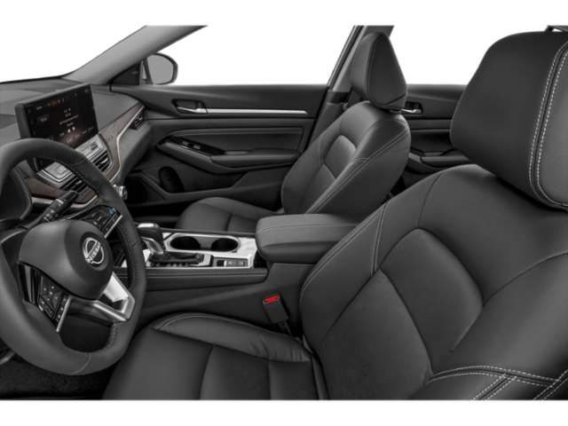 2025 Nissan Altima SL photo 4