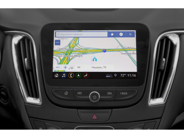 2020 Chevrolet Malibu Premier photo 2