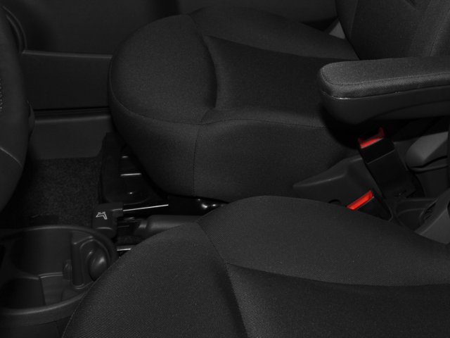 2016 Fiat 500 Pop photo 15