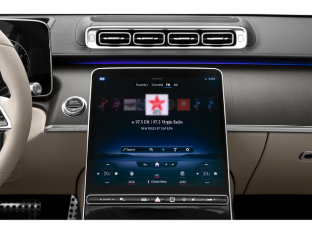 2023 Mercedes Benz S 580 4MATIC photo 3