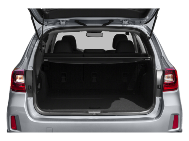 2015 Subaru Outback 2.5i photo 2