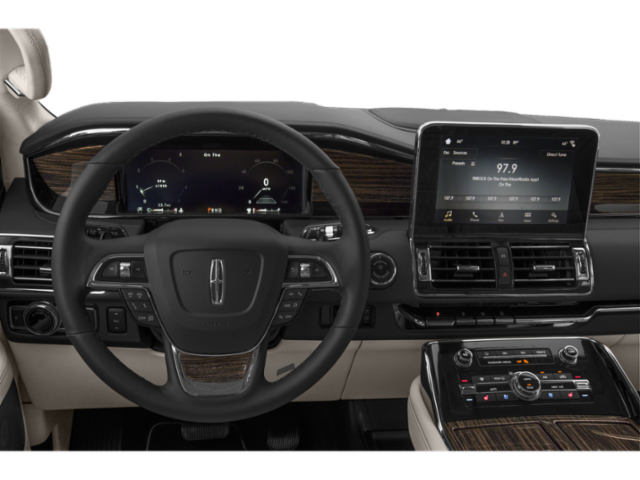 2018 Lincoln Navigator Black Label photo 2