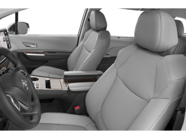 2025 Toyota Sienna XLE photo 6