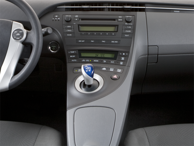 2010 Toyota Prius Two photo 7