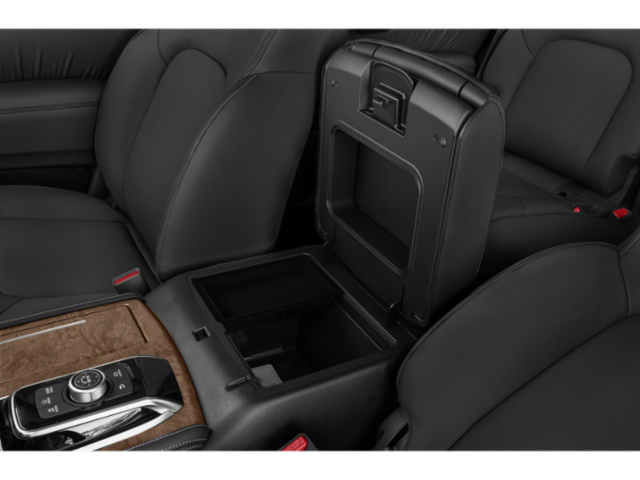 2022 Nissan Armada SL photo 10
