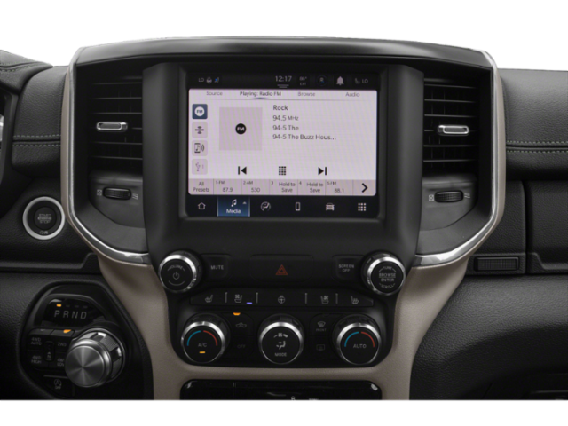 2022 Ram 1500 Laramie photo 6