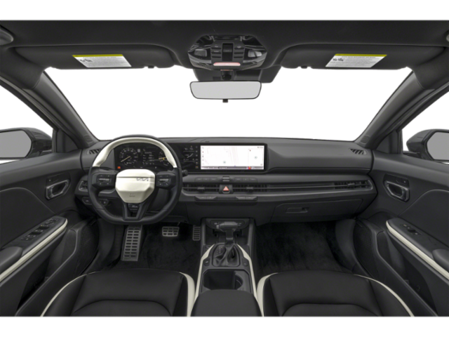 2025 Kia K4 GT-Line Turbo photo 4