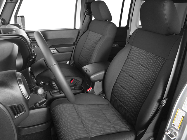 2013 Jeep Wrangler Unlimited Sahara photo 12