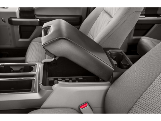 2015 Ford F-150 XLT photo 21