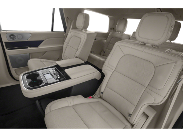 2021 LINCOLN NAVIGATOR - Image 13