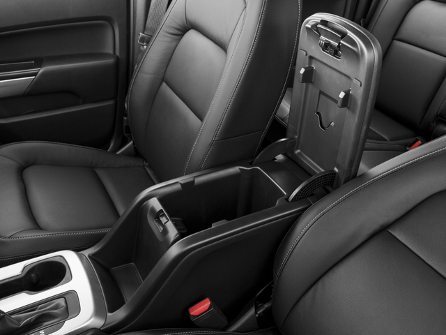 2018 Chevrolet Colorado LT photo 14