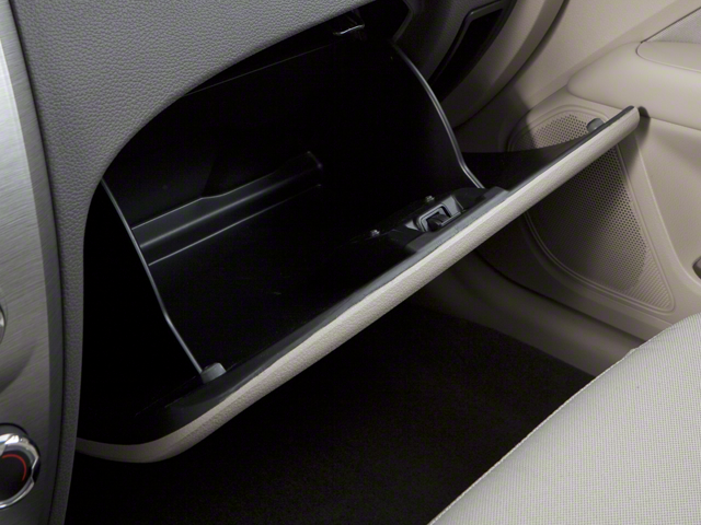 2010 Ford Fusion SEL photo 18