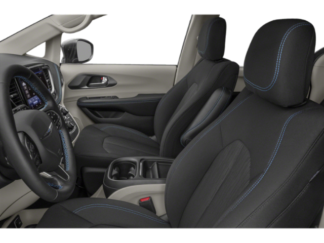 2021 Chrysler Pacifica Touring photo 6