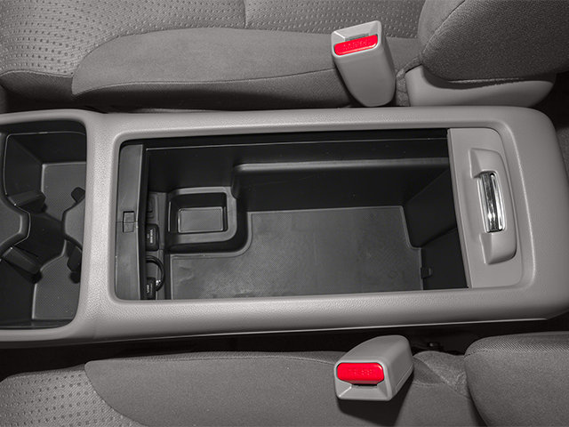 2013 Honda CR-V LX photo 21