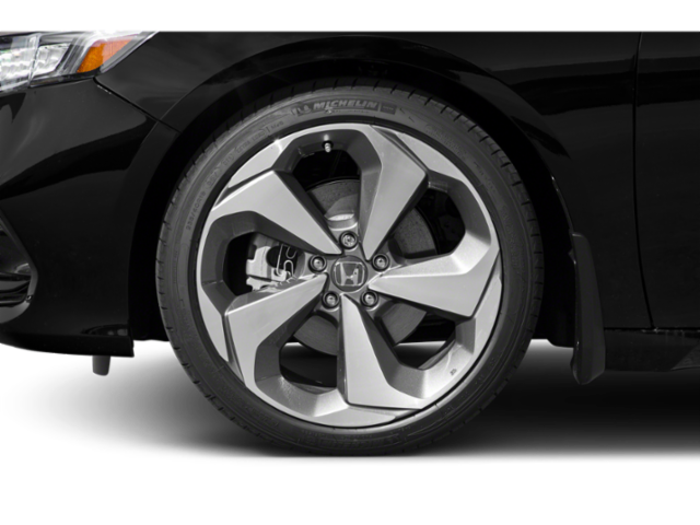 2018 Honda Accord Touring photo 4