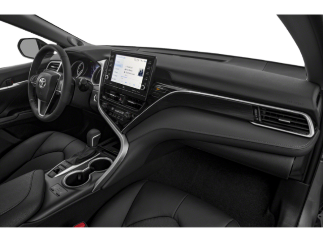 2022 Toyota Camry XLE photo 9