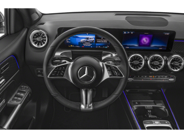 2025 Mercedes Benz GLB 250 4MATIC photo 3