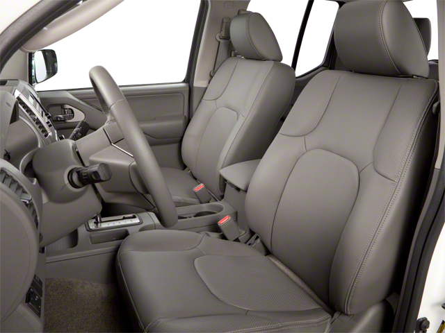 2010 Nissan Frontier PRO-4X photo 4