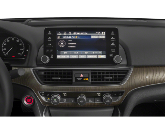 2018 Honda Accord Touring photo 3