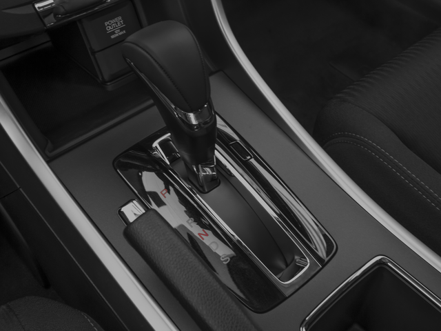 2015 HONDA ACCORD - Image 13