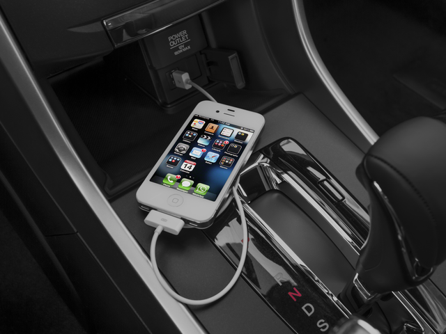 2015 HONDA ACCORD - Image 18