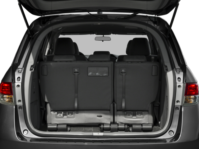 2016 Honda Odyssey SE photo 2