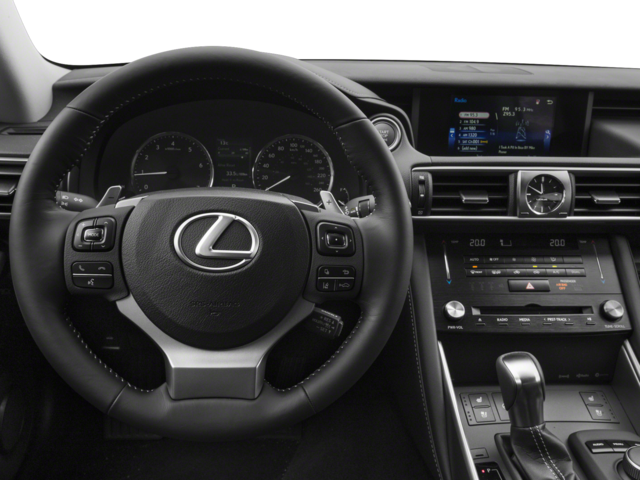 2017 Lexus IS 300 AWD photo 4
