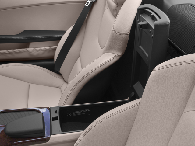 2017 Mercedes Benz SLC 300 photo 15