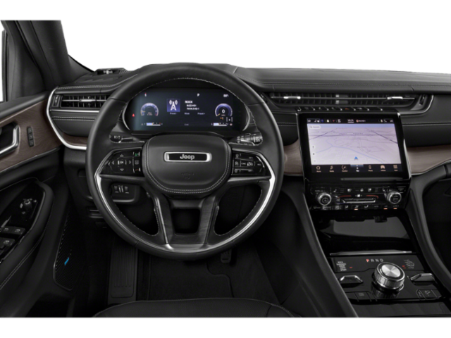 2022 Jeep Grand Cherokee Overland photo 3