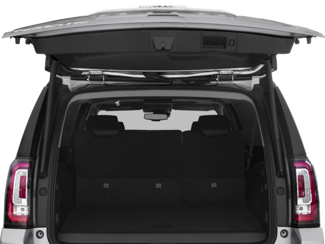 2017 Gmc Yukon XL Denali photo 2