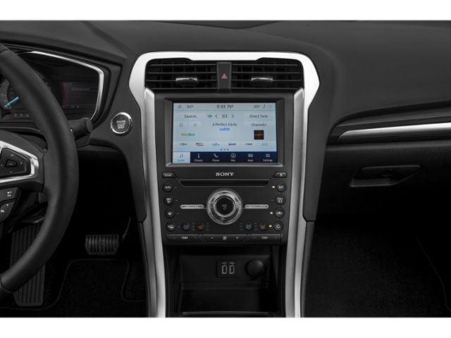 2020 Ford Fusion Titanium photo 11