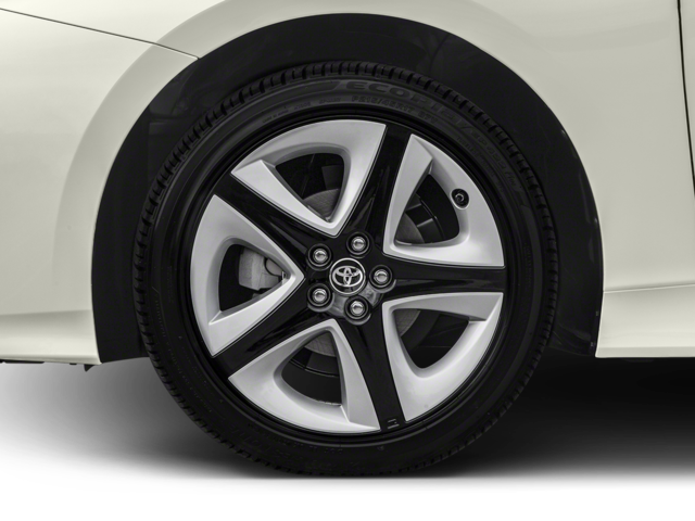 2018 Toyota Prius Four Touring photo 11