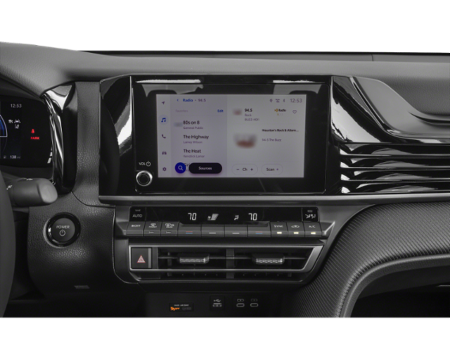 2026 Toyota Camry SE photo 7